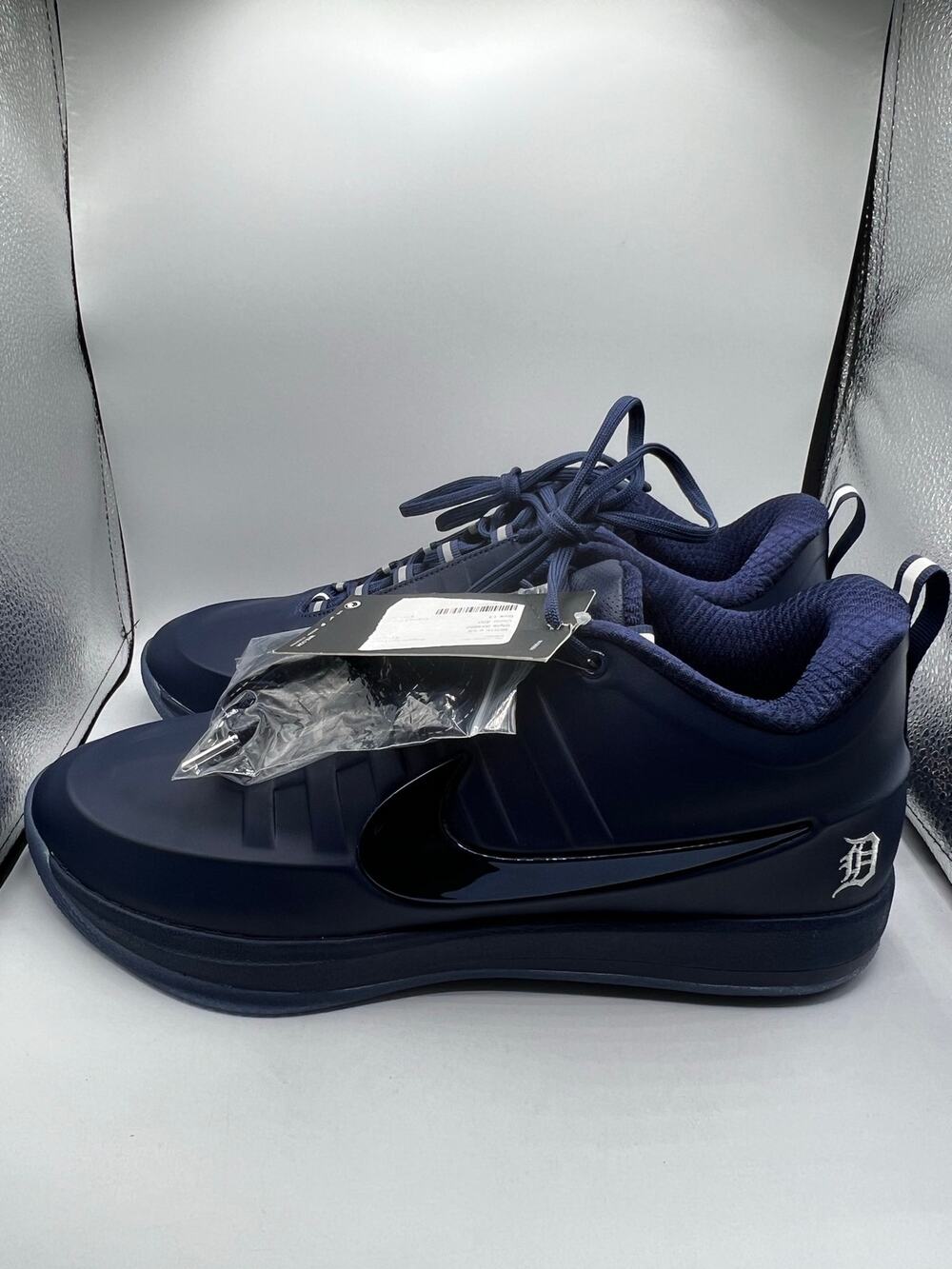 Nike Book 2 ‘Detroit Tigers' size 14 mens